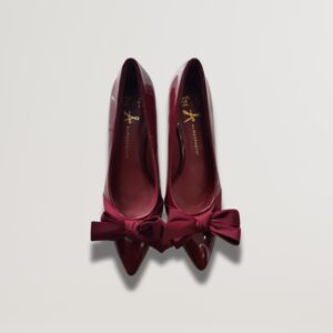 Elegant Patent Leather Low Heel Pumps with Bow Detail
